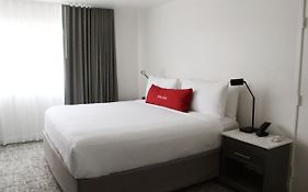 Vinland Hotel And Lounge